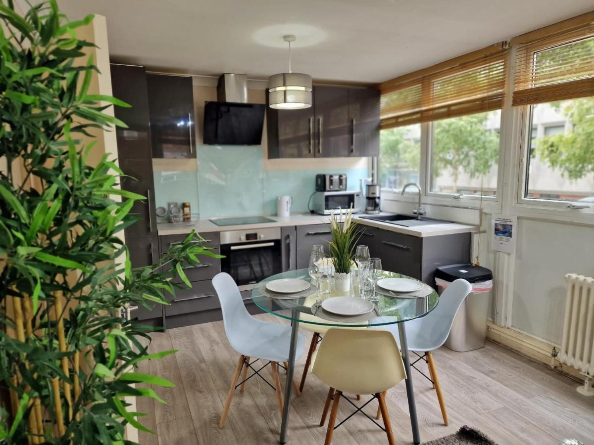 2 Bedrooms Flat In Great Location! Λονδίνο Εξωτερικό φωτογραφία